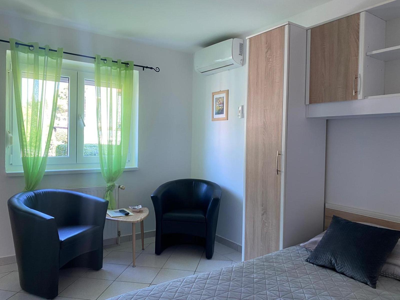 E & E Appartement Medulin Buitenkant foto